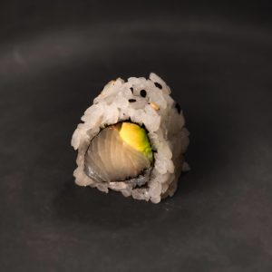 URAMAKI PESCE RICCIOLA CRUDA (8pz)
